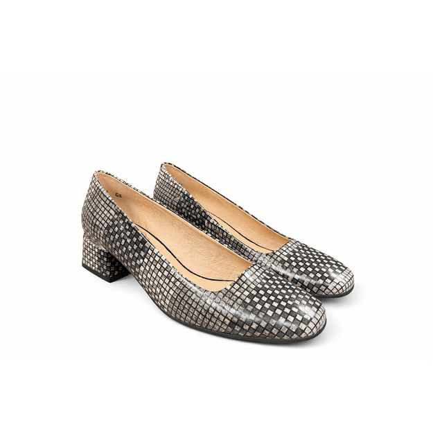 Aukštakulniai bateliai