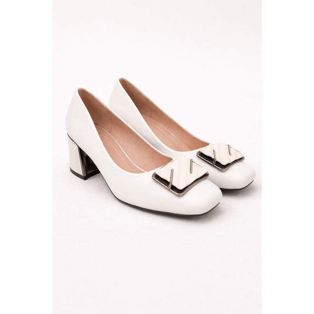 Aukštakulniai bateliai 3