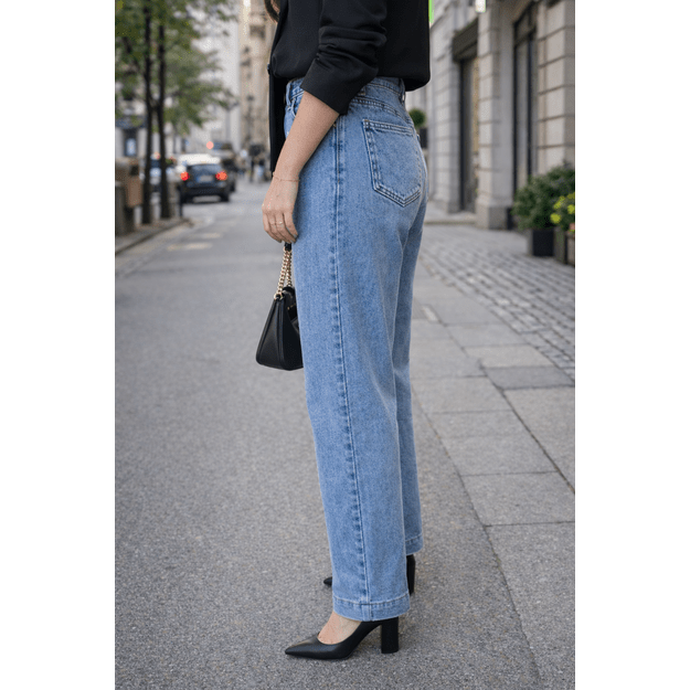 Didelių dydžių džinsai