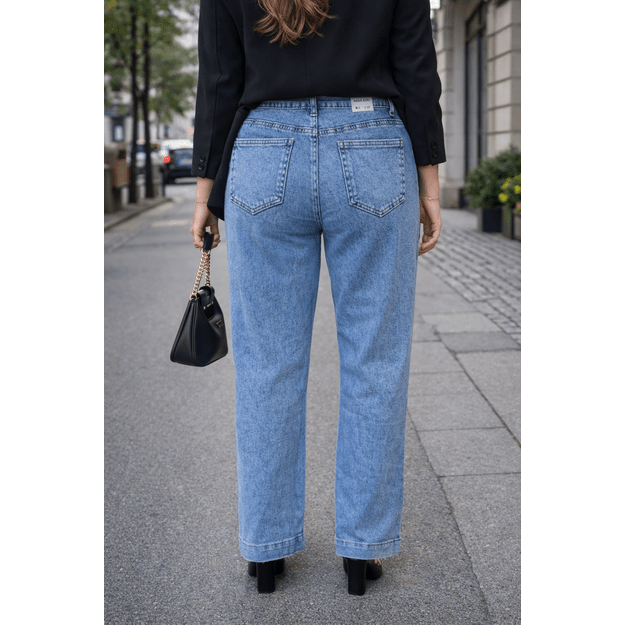 Didelių dydžių džinsai 1