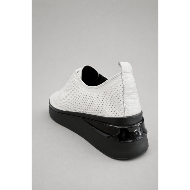 Batai su platforma 3