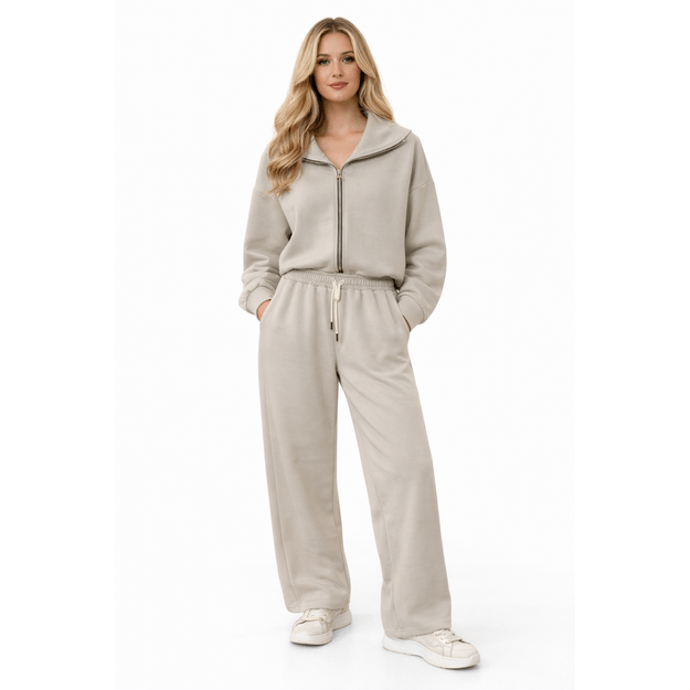 Laisvalaikio stiliaus kostiumas