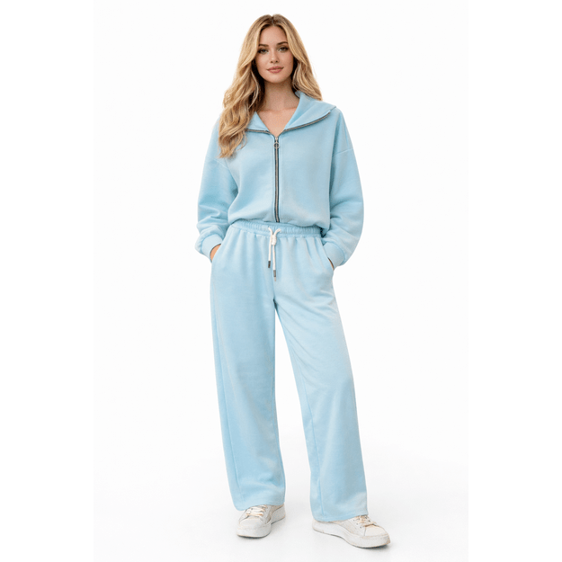 Laisvalaikio stiliaus kostiumas 3