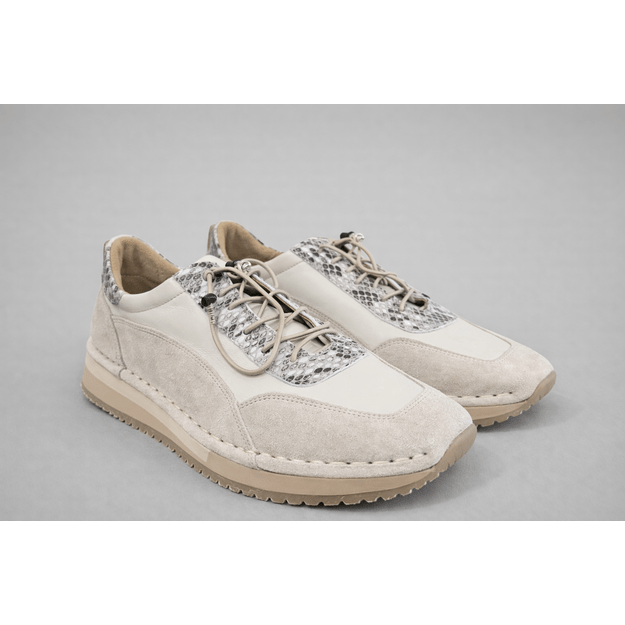 Laisvalaikio stiliaus batai